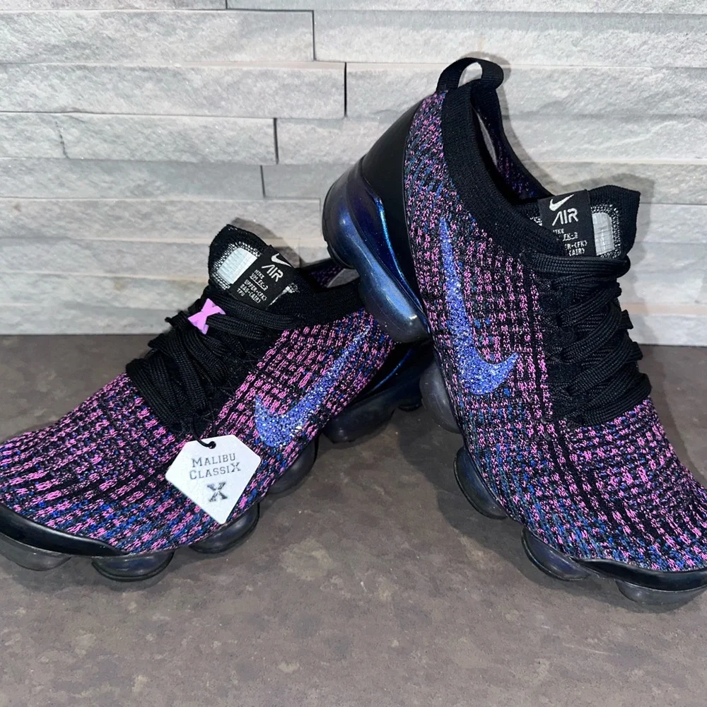 Nike Fly Knit Vapor Max W Sz 8.5 custom designed w/ Swarovski crystals, like new - Picture 8 of 11